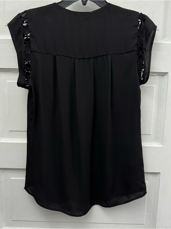 Daniel Rainn NWT Black Lace Trim Blouse Small V Neck Work Top - Picture 3 of 8